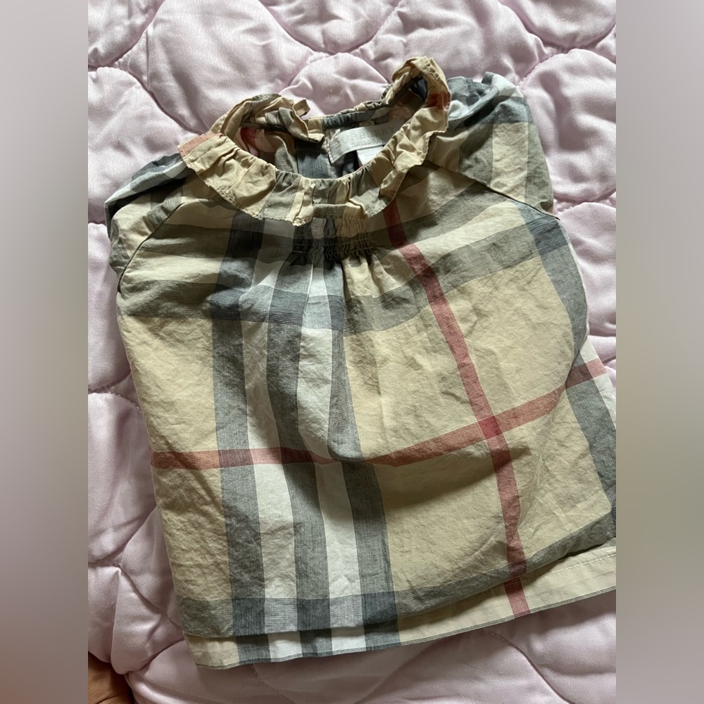 EUC Infant Burberry Long Sleeve Top - Picture 6 of 6